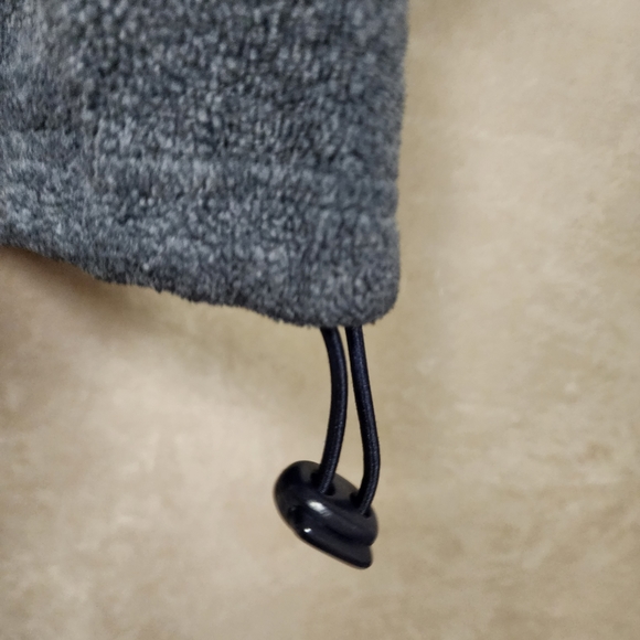 Ozark Trail Men's Front Zip Gray Vest with Black Trim Size Medium - Picture 7 of 10